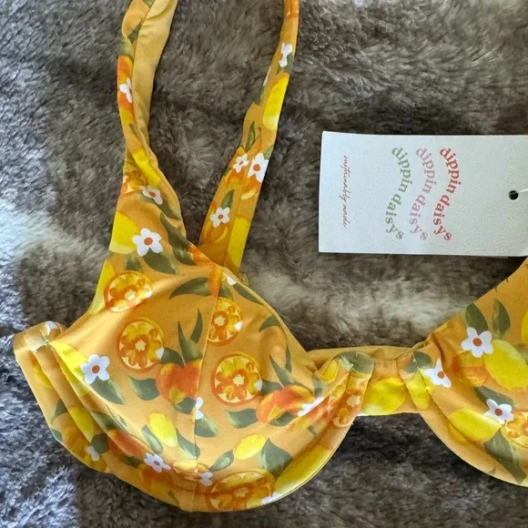 ❤️ SOLD ON CURTSY ❤️Dippin Daisys Bikini Set - Picture 3 of 12